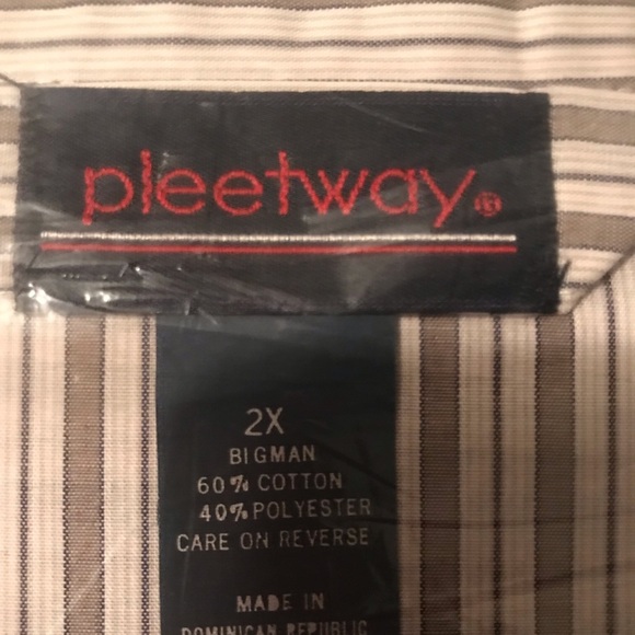 Men’s plus size pajama set. Button up top w/long sleeves & matching long pants - Picture 5 of 7